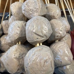 ลูกชิ้นกำไลหยก สาขาตลาดสำโรงใต้