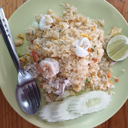 ข้าวผัดรวมมิตร