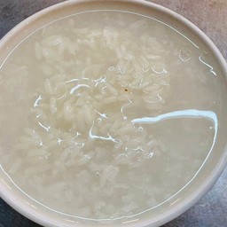 ข้าวต้มกุ้ย