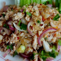 ลาบวุ้นเส้น