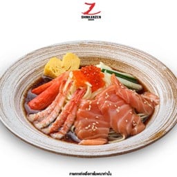 บะหมี่เย็นแซลมอนทรงเครื่อง