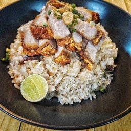 ข้าวมันหมูกรอบ