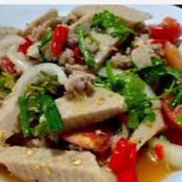 ยำหมูยอ