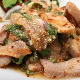 น้ำตกหมู