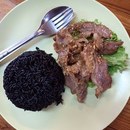 ขัาวไรค์คอหมูย่างกระเทียม