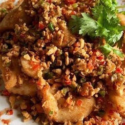 ไก่ทอดพริกเกลือ กับข้าว