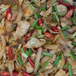ผัดน้ำพริกเผา (กับข้าว)