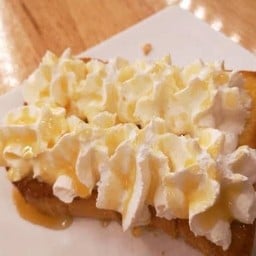 ปังปิ้งวิปครีมราดนมข้น 2 แผ่น