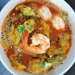 แกงส้มชะอมกุ้ง