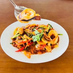 หมึกผัดไข่เค็ม