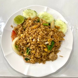 ข้าวผัดรถไฟ