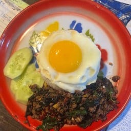 กระเพราหมู