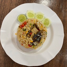 ข้าวผัดปลาทูพริกสด