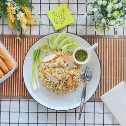 ข้าวผัดไส้กรอกรสซิ่ง
