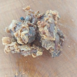 ไก่ทอดหาดใหญ่ หน้าโรงบาลลานนา