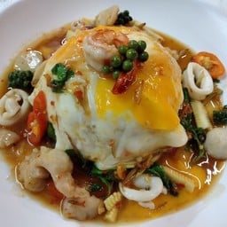 ไข่ข้นผัดขี้เมาทะเล