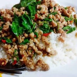 ร้านเจ้อุ๊ส้มตำยำระเบิด😋