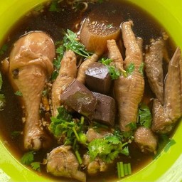 เกาเหลาไก่ตุ๋นรวม