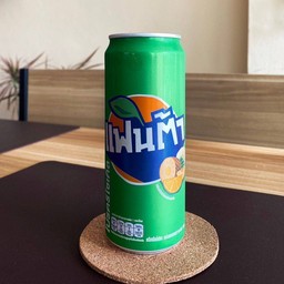 แฟนต้า เขียว