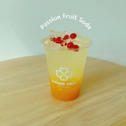 Passion Fruit Soda (เสาวรสโซดา)