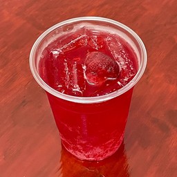 สตรอเบอรี่โซดา