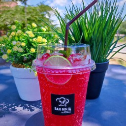 น้ำแดงมะนาวโซดา