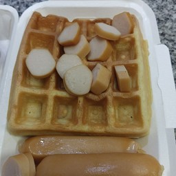 วาฟเฟิลไส้กรอก