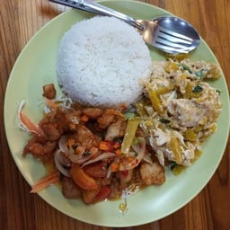 ข้าวปลาสามรส+ผัดฝักทองไส่ไข่