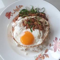 ข้าวไข่ระเบิด