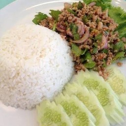 ข้าวราดลาบไก่