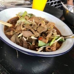 ร้าน(ลาปา)ฮาลาลก๋วยเตี๋ยวเรือกะละมังมฟล