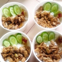 ขวัญข้าว กะเพราซิ่ง