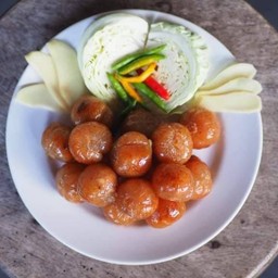 ไส้กรอกวุ้นเส้นหมูกล่องกลาง