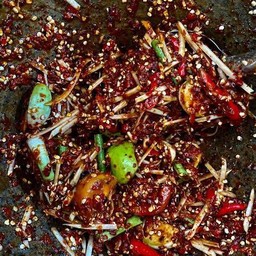 Spicy Papaya Salad (Spicy Sot-Style Fermented Crab)