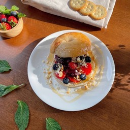 เบอร์รี่รวมครีมชีส