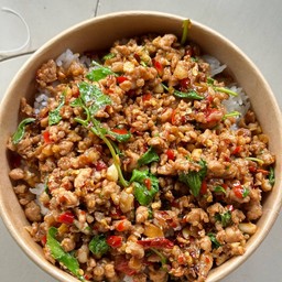 ข้าวราด-กะเพราโบราณ