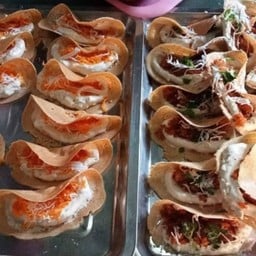 ใบตองขนมเบื้องไทย