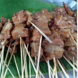 หมูชิ้นสูตรดั้งเดิม ชุด 10  ไม้
