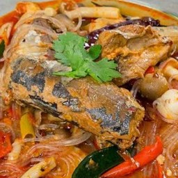 ต้มยําปลากระป๋องวุ้นเส้น 1 กระป๋อง