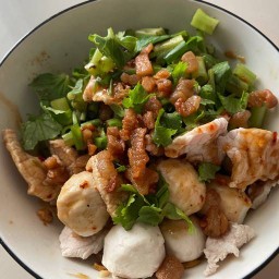 เส้นคลุก พุทธบูชา 36 แยก 8