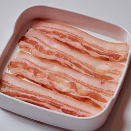 A101 สามชั้นหมู (ถาด)