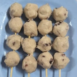 ลูกชิ้นปลาหมึก