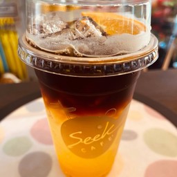 ยูสุแบล็คคอฟฟี่โซดา