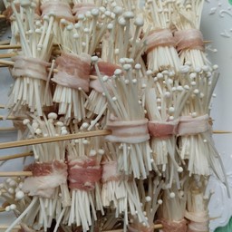 เห็ดเข็มทองพันสามชั้น