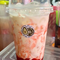 สตอเบอรี่นมสด