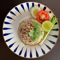 ข้าวผัดหมูสับ