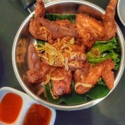 ปีกไก่ทอด