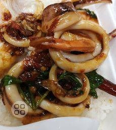 อร่อย1/กะเพราทะเลไข่ดาวราดข้าว+โค้ก450ml
