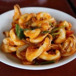 หมึกหอมผัดไข่เค็ม