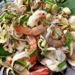 410  พล่ากุ้ง